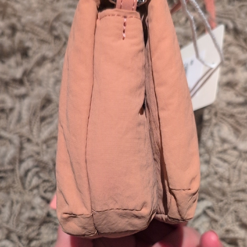 Gisou Peach Cosmetic Bag - Picture 5 of 7
